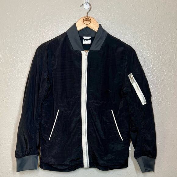 Nike Sportswear Youth Essentials Lined Bomber Textured Nylon Jacket Black Size L - Picture 2 of 9